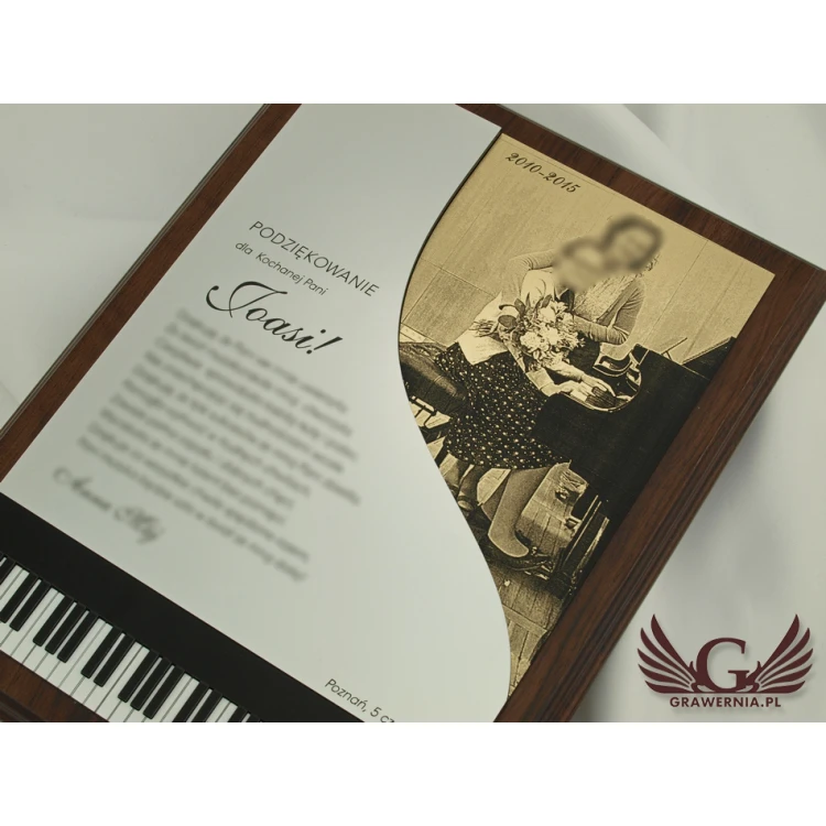 DIPLOMA FOR PIANIST LASER ENGRAVED - vertical - SL039