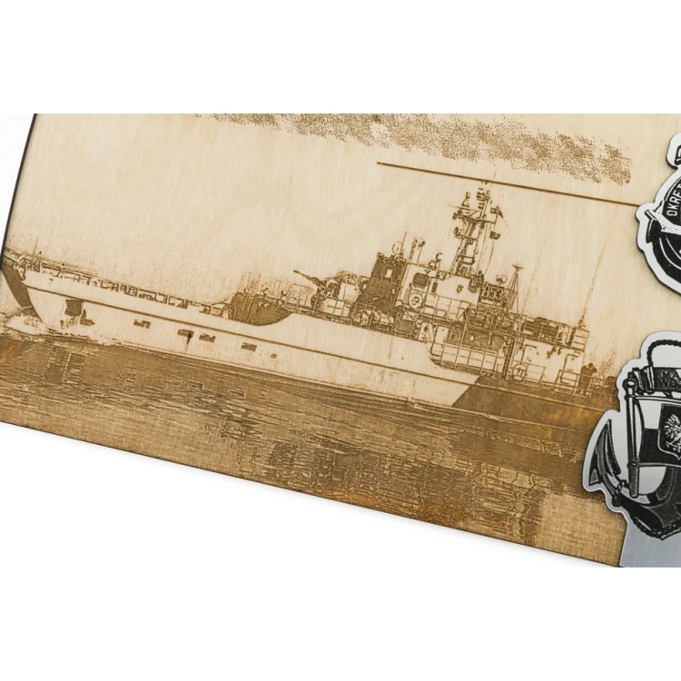 Engraved Wooden Diploma with Laminate - Dimensions 279x192mm - DRE013