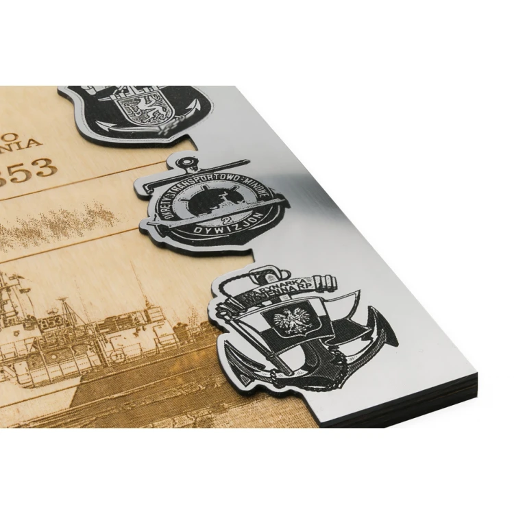 Engraved Wooden Diploma with Laminate - Dimensions 279x192mm - DRE013