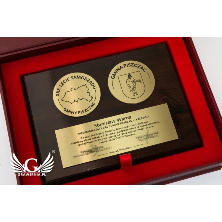 MD2 Diploma with Brass 1.6mm - Two Medals and Plaque - DS028