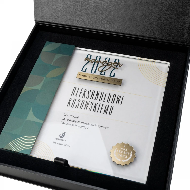 Glass Diploma - Employee of the Year - Square - Colorful UV Print - DUV098