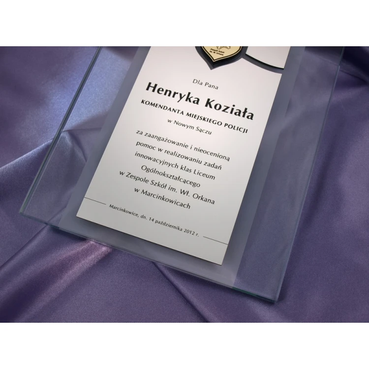 GLASS DIPLOMA with school emblem - DSZ016