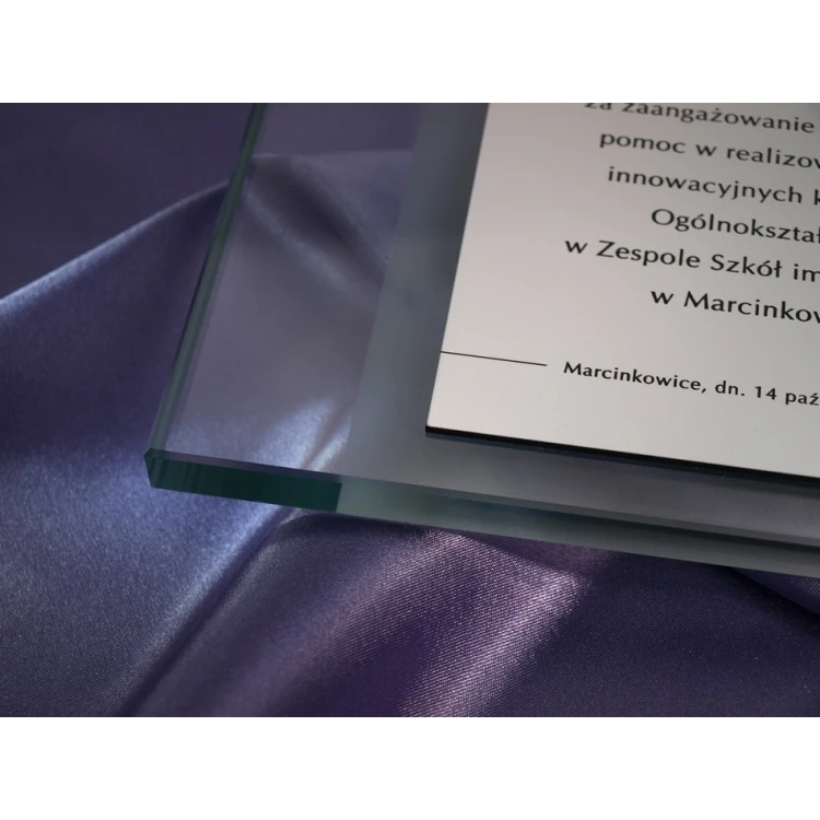 GLASS DIPLOMA with school emblem - DSZ016