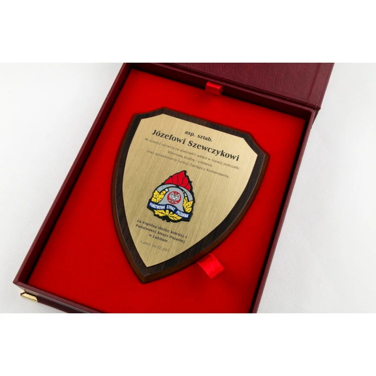 Diploma Shield TX305