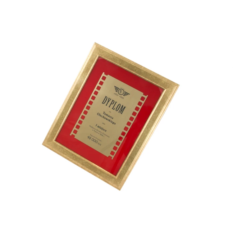 Diploma in a gold frame with red passe-partout - horizontal or vertical - DWR2