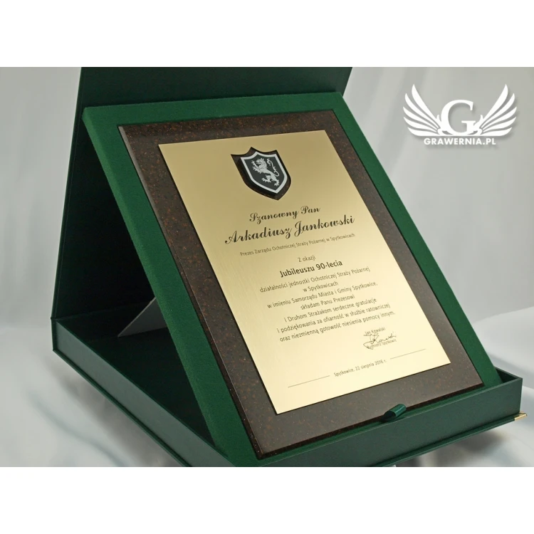 LASER ENGRAVED STONE DIPLOMA IN CASE - vertical - DZK1