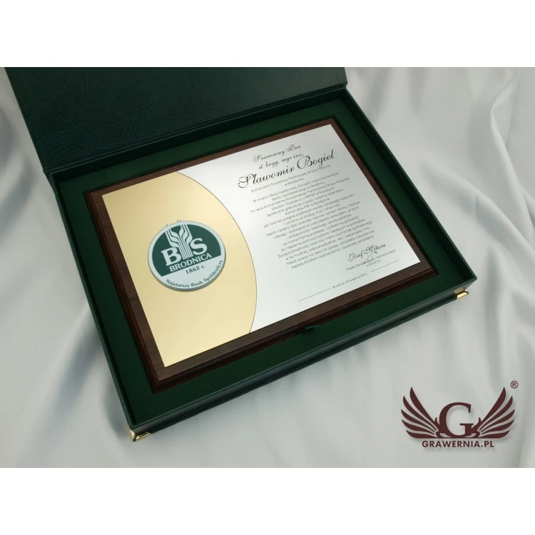 DIPLOMA FOR THE PRESENTATION OF A FLAG - LASER ENGRAVED - horizontal - SL042
