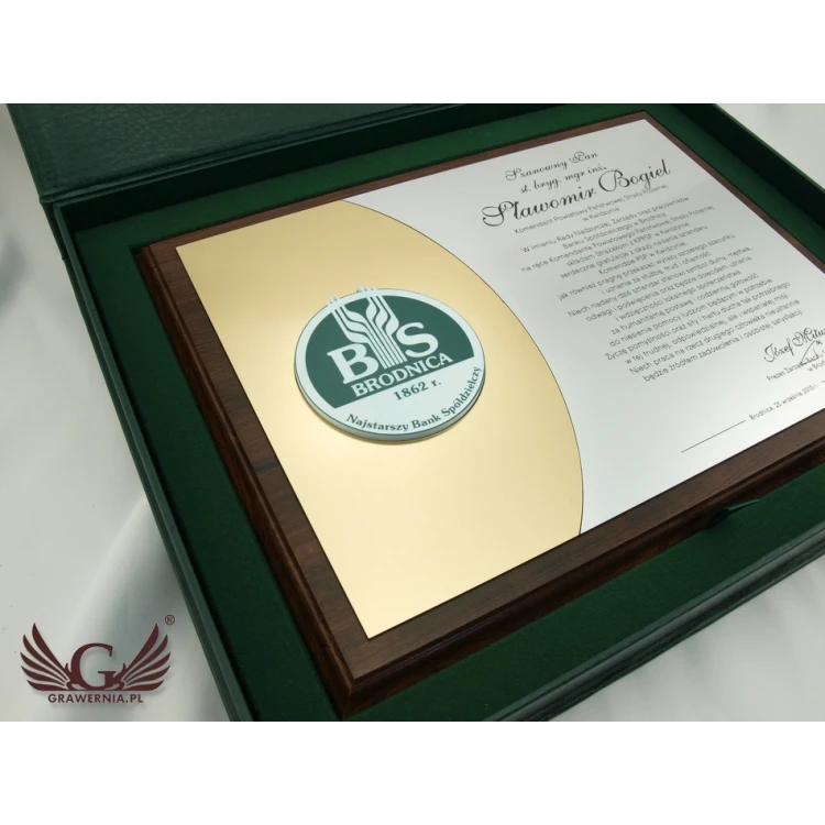 DIPLOMA FOR THE PRESENTATION OF A FLAG - LASER ENGRAVED - horizontal - SL042