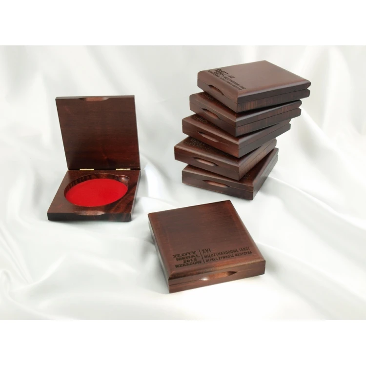 Wooden case box with two slots for 80mm diameter medal - KAS12