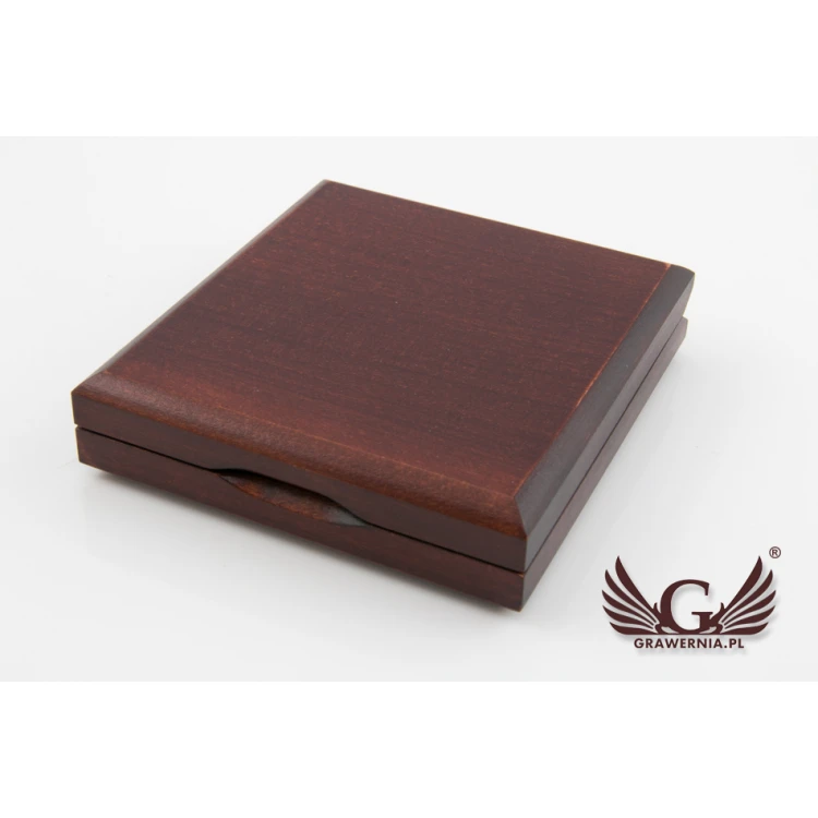 Wooden case box with single slot for 70mm diameter medal - KAS06