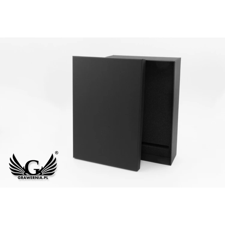 Universal Trophy Case 210x300mm - RH282