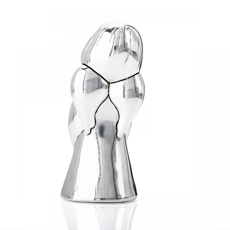 Angel Figurine Holding a Heart - First Holy Communion Souvenir - Height 10cm - R17888