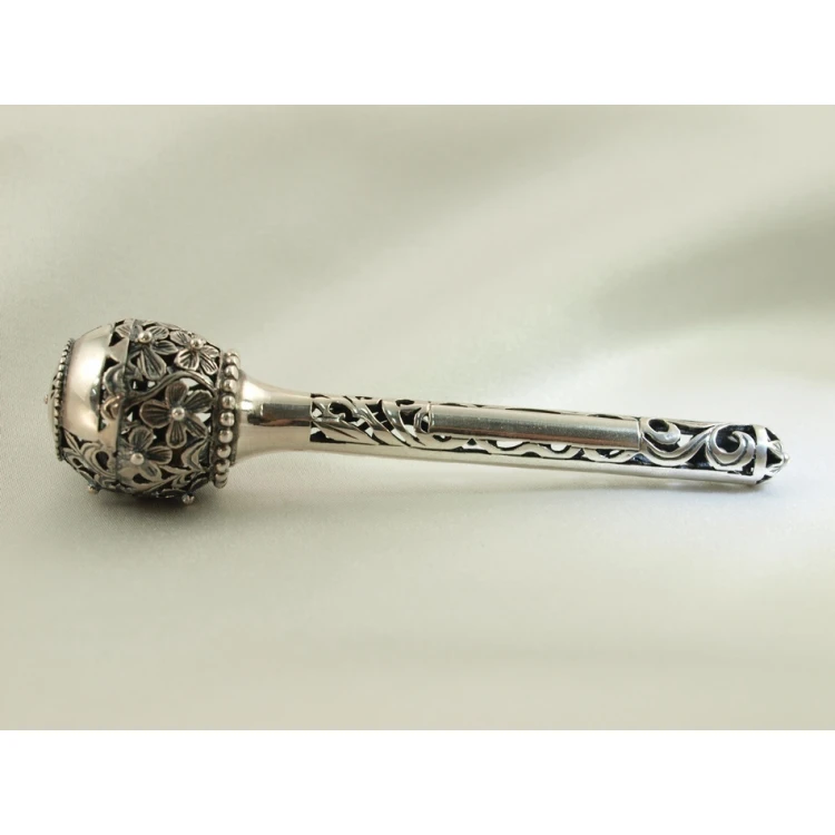 RATTLE SCEPTER - SILVER - Holy Baptism Souvenir - pattern SRB019