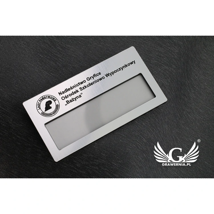 ID Badge with Window - Silver M - ID023