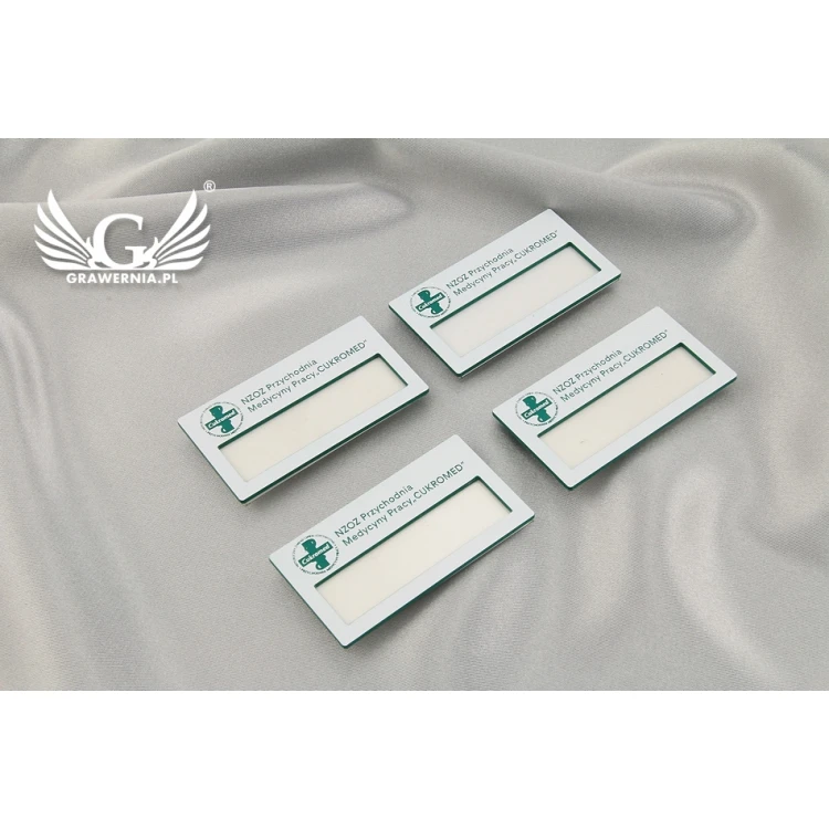 ID Badge with Window - White M - ID025