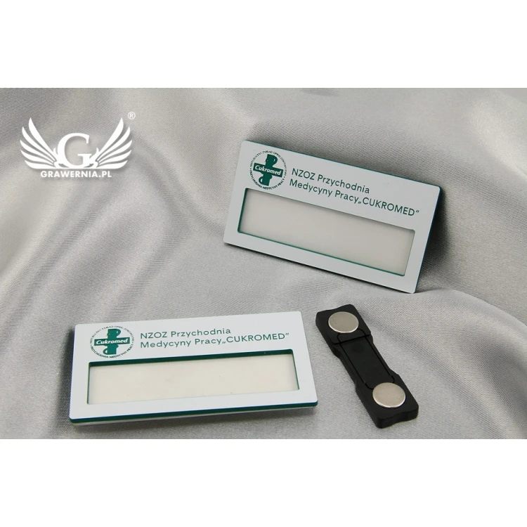 ID Badge with Window - White M - ID025
