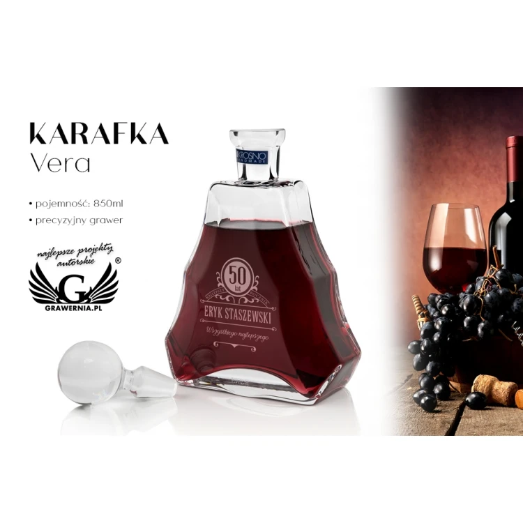 Engraved Decanter for Liqueur or Tinctures - VERA - Birthday Gift - KAR007