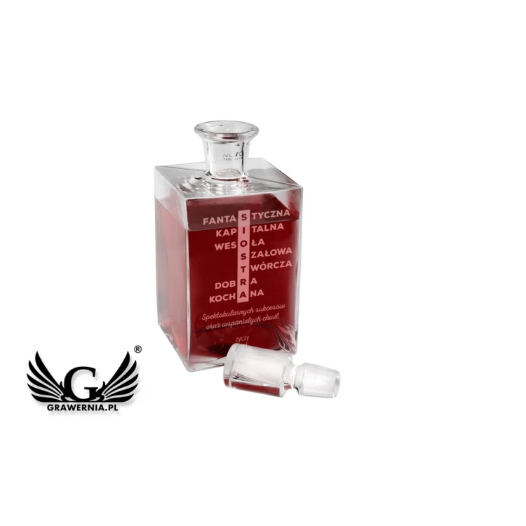 Engraved Decanter for Liqueurs or Whisky - CAMEL - Gift for Sister - KAR033