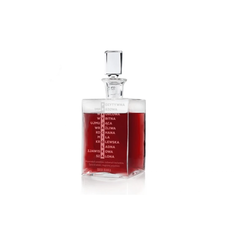 Engraved Decanter for Liqueurs or Whisky - CAMEL - Gift for a Female Friend - KAR034