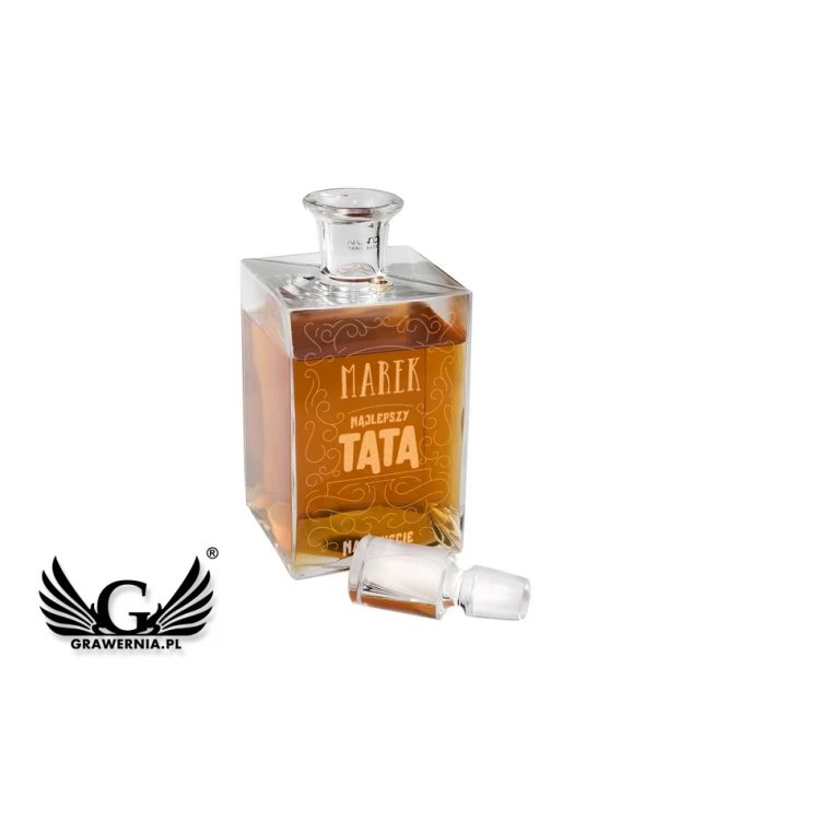 Engraved Decanter for Whisky or Liqueurs - CAMEL - Gift for Dad - KAR017
