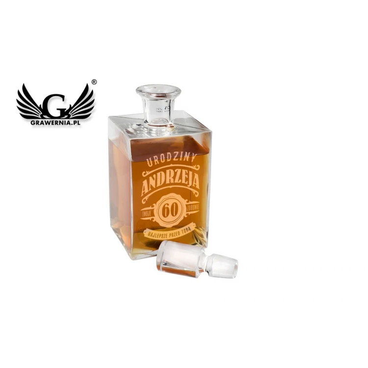 Engraved Decanter for Whisky or Liqueurs - CAMEL - Anniversary Gift - KAR030