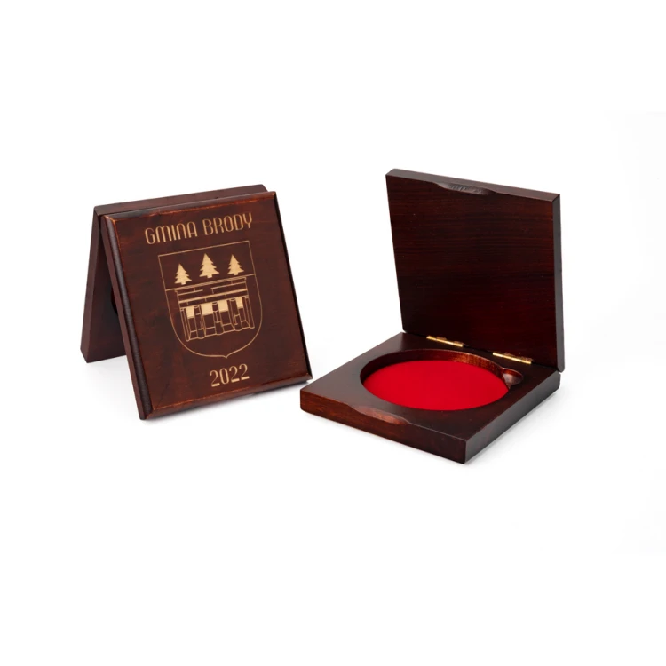Wooden case box with two slots for 70mm diameter medal - KAS05