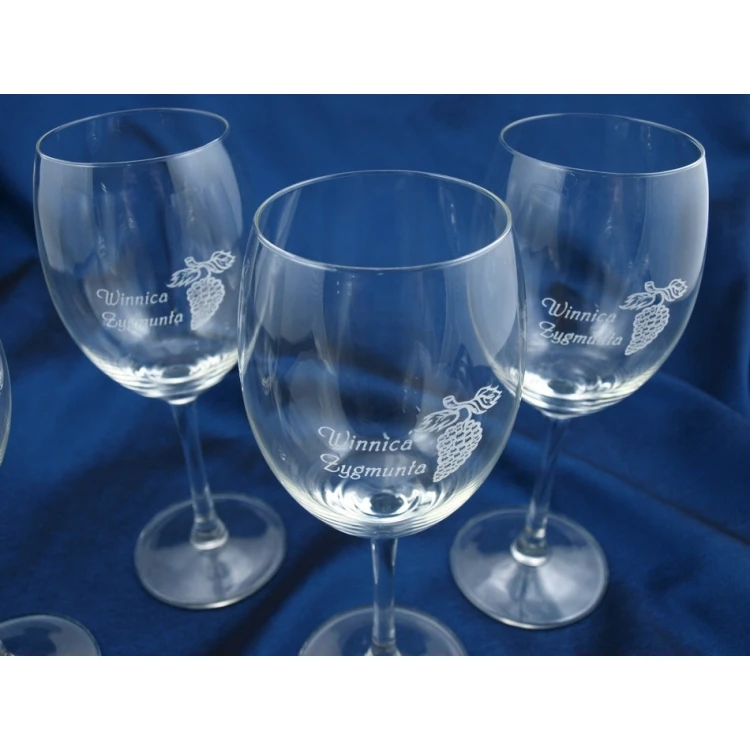 Engraved Wine Glasses