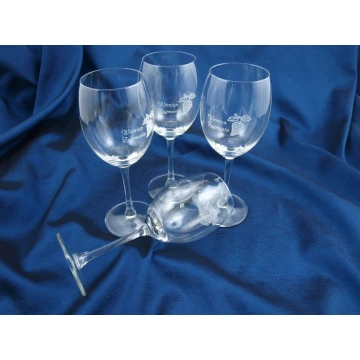 Engraved Wine Glasses