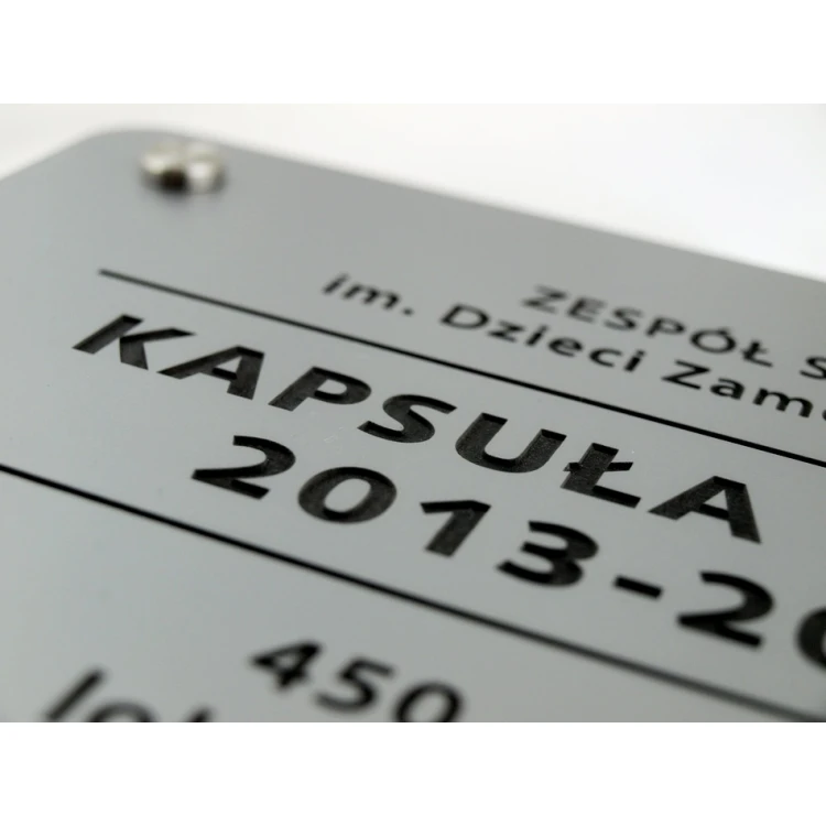 ENGRAVED PLAQUE ON STEEL SPACERS - dimensions 210x148mm (A5 format)