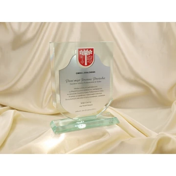 Glass Trophy in Case - SHIELD WITH COAT OF ARMS plus Engraving Laminate