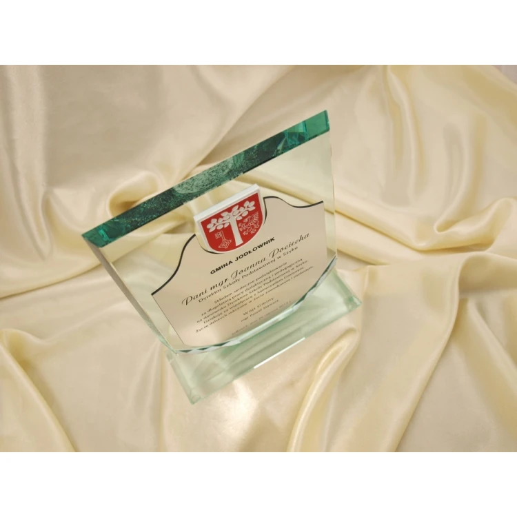 Glass Trophy in Case - SHIELD WITH COAT OF ARMS plus Engraving Laminate
