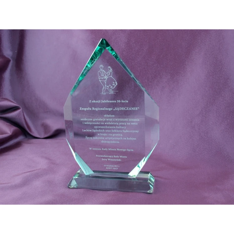 Glass Trophy in Case - PLATINUM