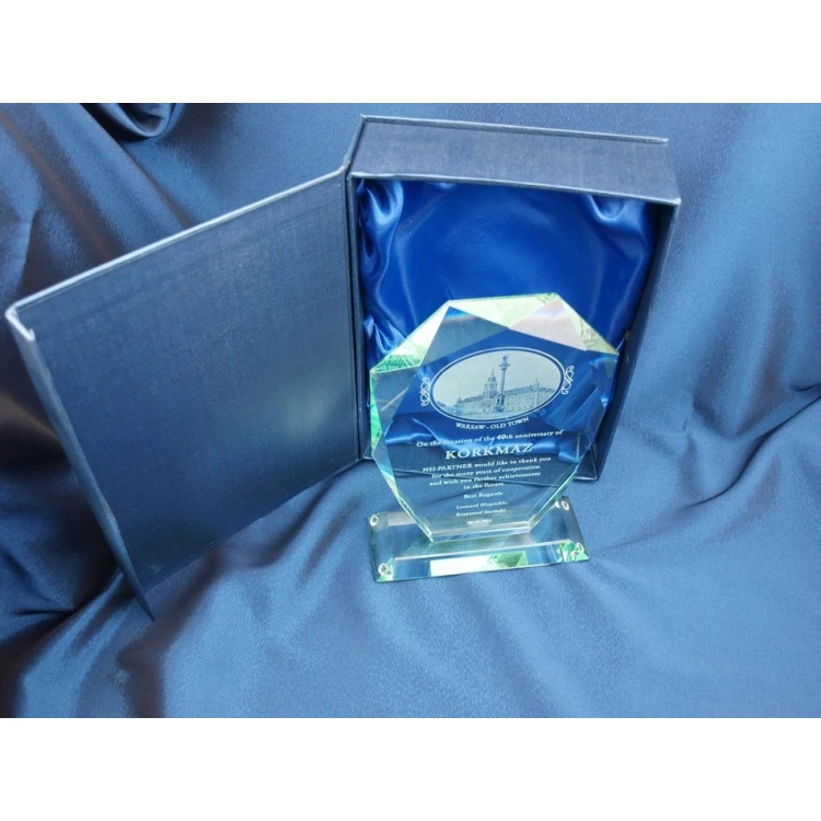 Glass Trophy in Case - MILO with Photo