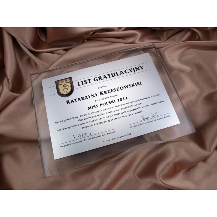 CONGRATULATORY GLASS LETTER in CASE - DSZ021 - horizontal