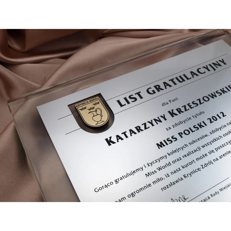 CONGRATULATORY GLASS LETTER in CASE - DSZ021 - horizontal