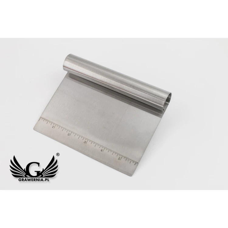 Gift for a Chef - Cake Spatula with Measuring Cup and Custom Engraving - KCH001