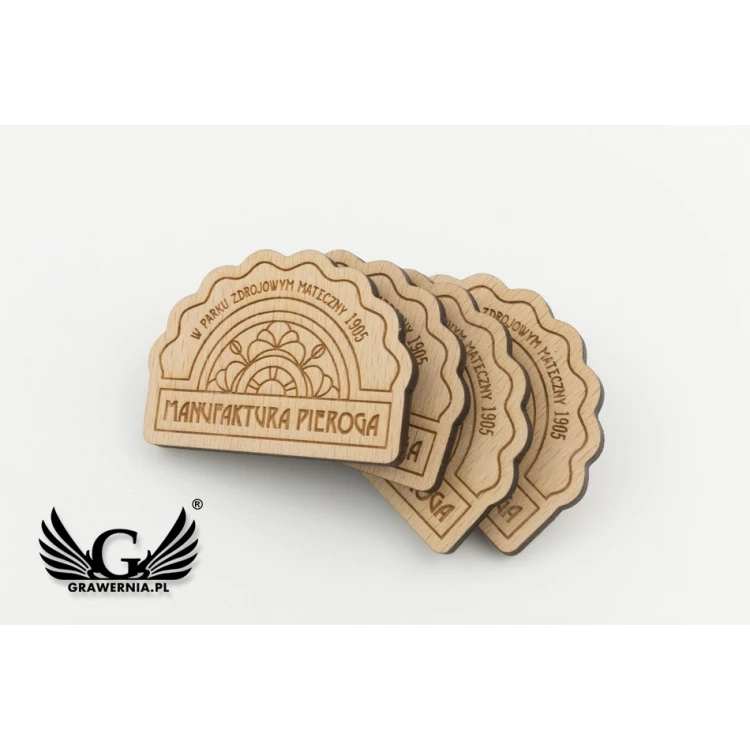 Wooden magnets with custom engraving