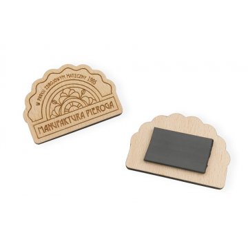 Wooden magnets with custom engraving