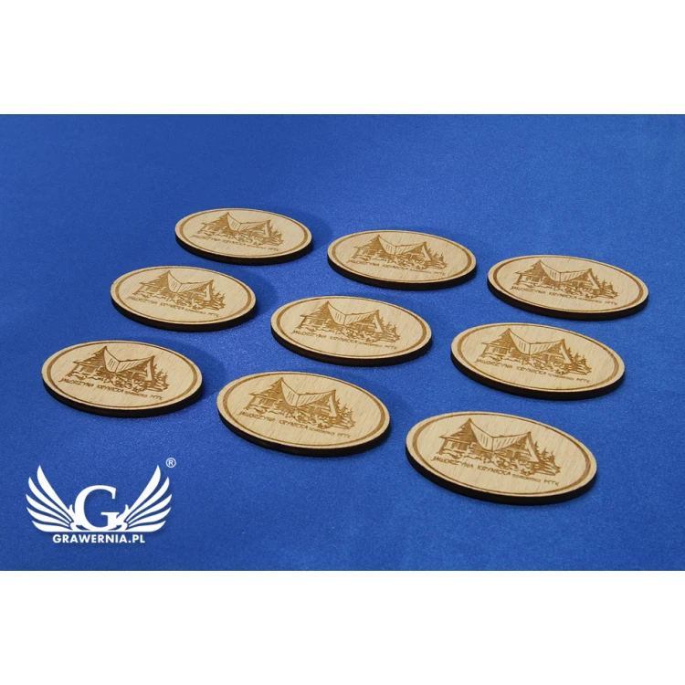 Wooden magnets with custom engraving
