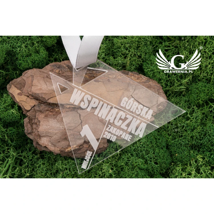Acrylic Medal Mountain Climbing - dim: 79x66mm - thickness: 3mm - laser engraving - MGR029