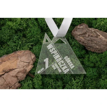 Acrylic Medal Mountain Climbing - dim: 79x66mm - thickness: 3mm - laser engraving - MGR029