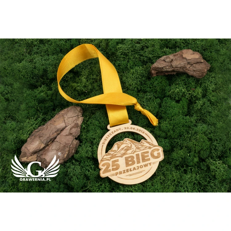 Laser Engraved Wooden Medal - Diameter: 80mm - Thickness: 3mm - MGR083