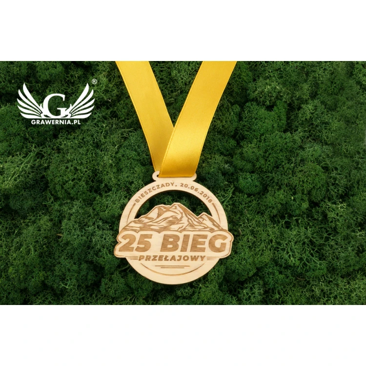 Laser Engraved Wooden Medal - Diameter: 80mm - Thickness: 3mm - MGR083