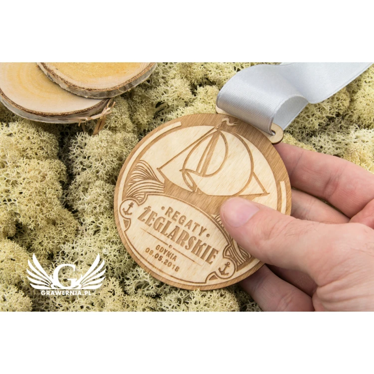 Laser Engraved Wooden Medal - Diameter: 80mm - Thickness: 3mm - MGR031