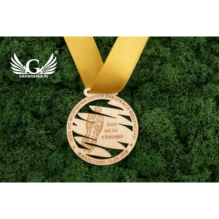 Laser Engraved Wooden Medal - Diameter: 70mm - Thickness: 3mm - MGR033