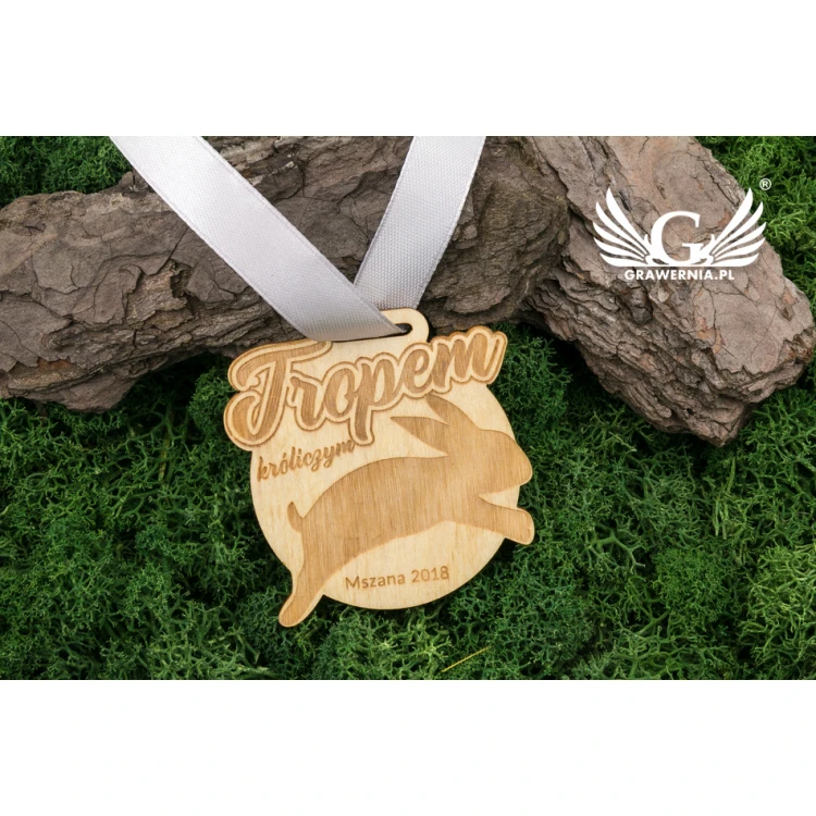 Laser Engraved Wooden Medal - dimensions: 56x54mm - thickness: 3mm - MGR037