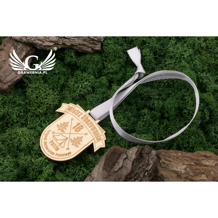 Laser Engraved Wooden Medal - dimensions: 70x62mm - thickness: 3mm - MGR038