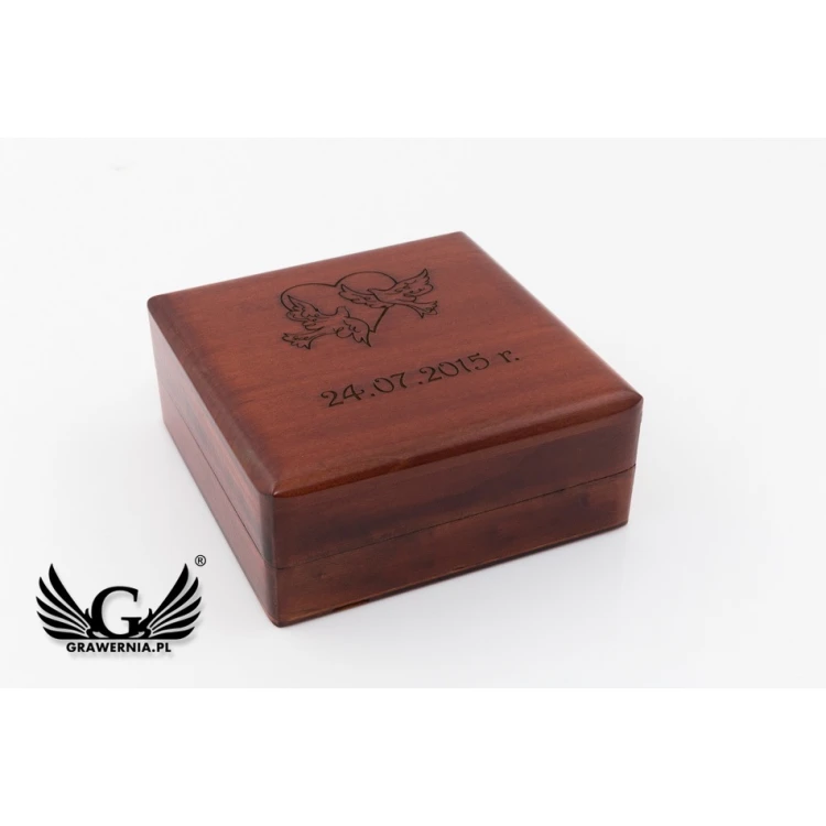 Wooden 5th Wedding Anniversary Medal (wooden) in a Wooden Case - Warm Brown Color - MGR009