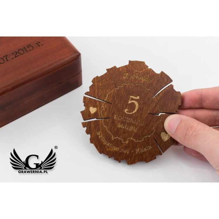 Wooden 5th Wedding Anniversary Medal (wooden) in a Wooden Case - Warm Brown Color - MGR009