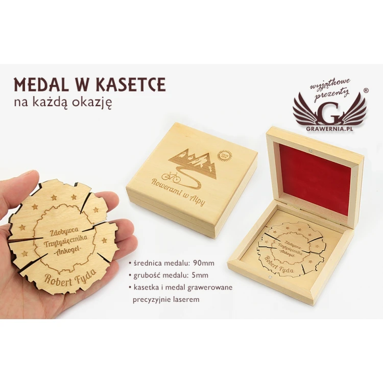 Wooden Medal for Any Occasion in a Wooden Case - Light Color - MGR012